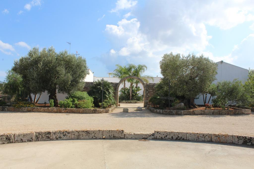 Azienda Agrituristica Masseria La Verna ปาตู ภายนอก รูปภาพ
