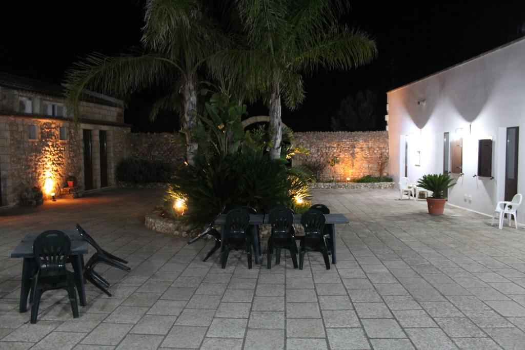Azienda Agrituristica Masseria La Verna ปาตู ภายนอก รูปภาพ
