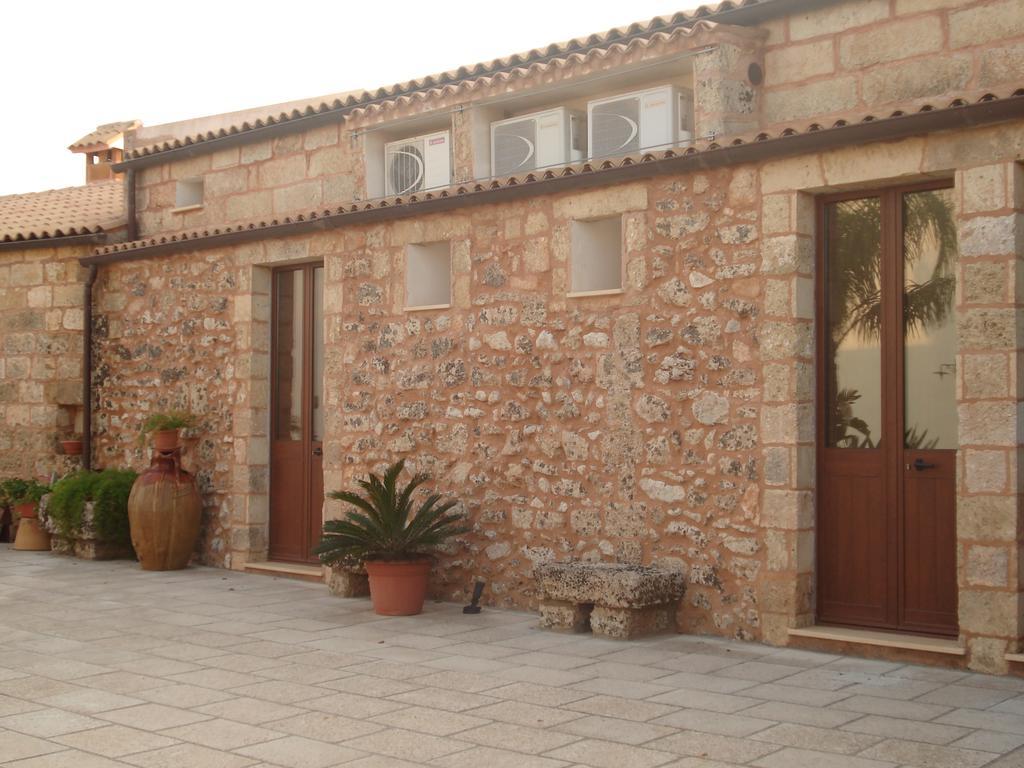 Azienda Agrituristica Masseria La Verna ปาตู ภายนอก รูปภาพ