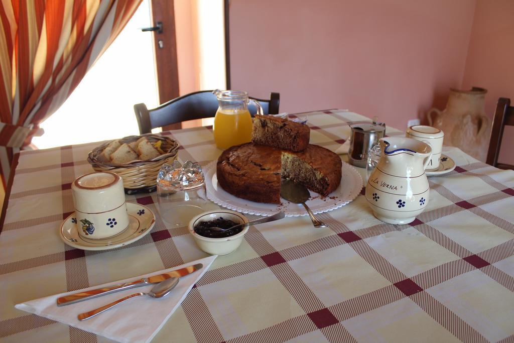 Azienda Agrituristica Masseria La Verna ปาตู ภายนอก รูปภาพ